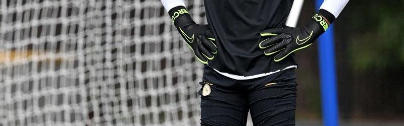 国际足联官方中文网站-被安排替补，切尔西跟队：罗伯特-桑切斯没有受伤