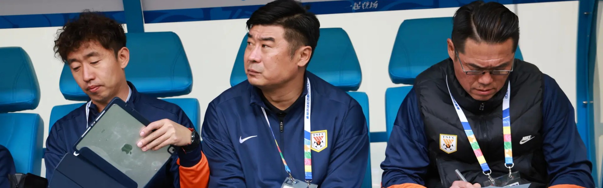 世界杯-足球报：泰山队外教与土教曾出现冲突；球队冬训彻底失败