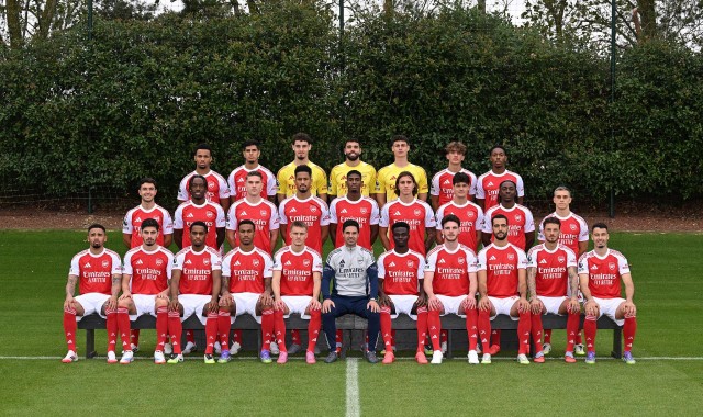 世界杯注册官网-菲尔·琼斯称阿森纳两名球星在对阵曼联时表现“脆弱”，评价其“软弱”