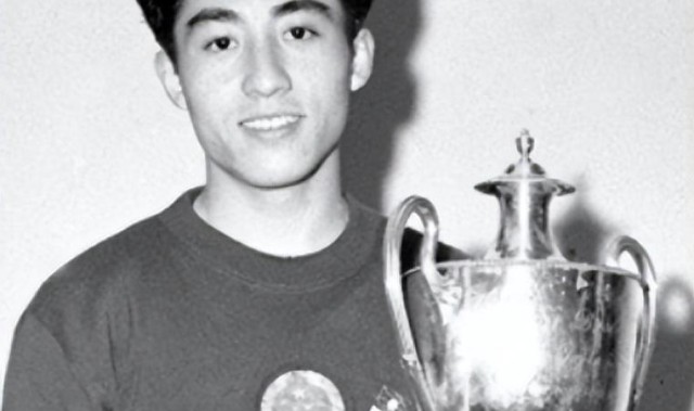 2026世界杯-他是世界冠军，四人帮垮台后入狱4年，墓碑上一句话引人瞩目